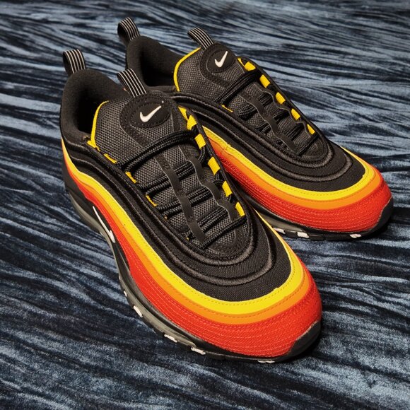 Nike, Mens Size 9, Black/Orange/Red and white - Picture 6 of 6